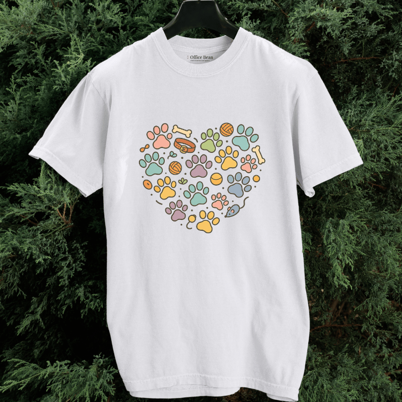 Pet Paws Heartshape T-shirt
