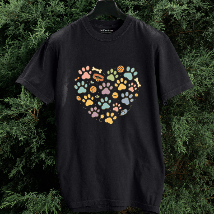 Pet Paws Heartshape T-shirt